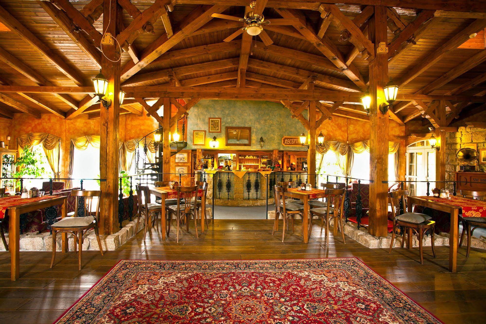 Hotel U Simla Карлови Вари Екстериор снимка