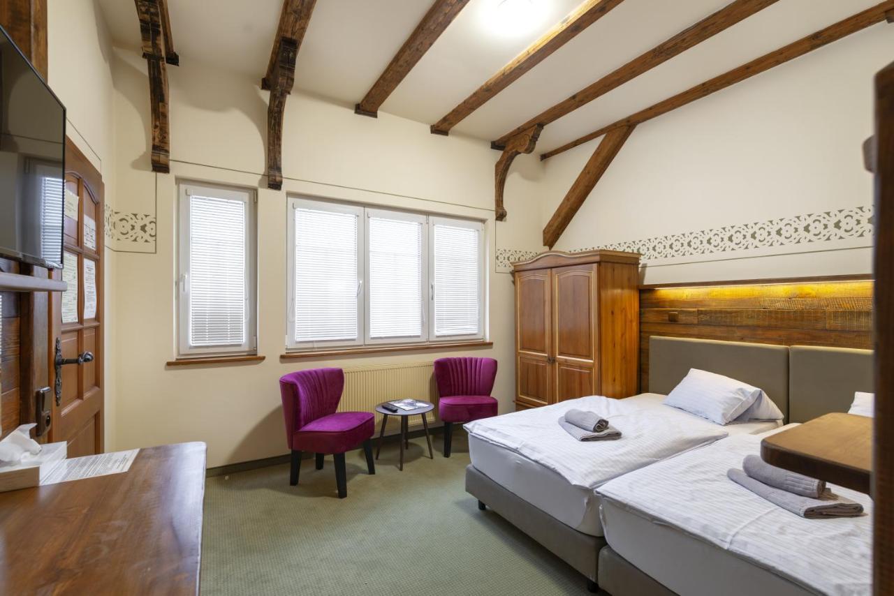 Hotel U Simla Карлови Вари Екстериор снимка