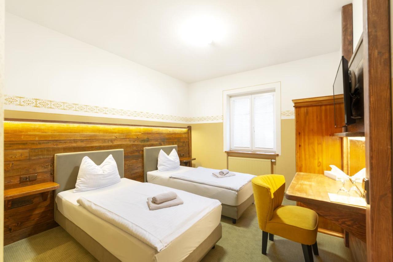 Hotel U Simla Карлови Вари Екстериор снимка